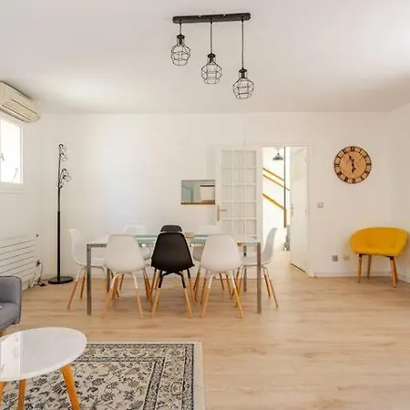 Maison De Holiday home